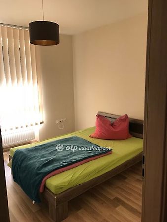 Eladó lakás Győr 17. kép