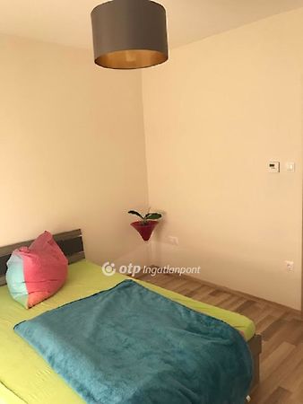 Eladó lakás Győr 19. kép