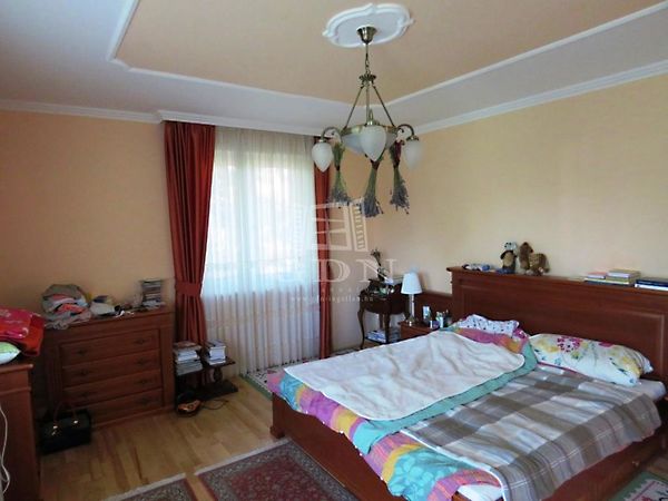 Eladó ház Székesfehérvár 6. kép