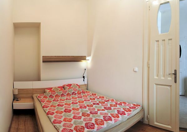 Kiadó lakás Debrecen, Belváros 2. kép