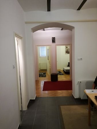 //pic01.ingatlannet.hu/ingatlan/2019/1/9/5180143-16.jpg
