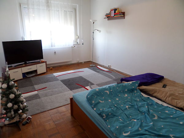 //pic01.ingatlannet.hu/ingatlan/2019/1/9/5180158-16.jpg