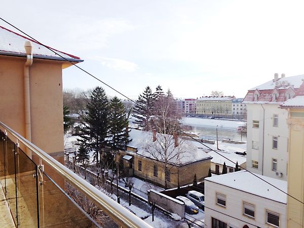 //pic01.ingatlannet.hu/ingatlan/2019/1/9/5180192-18.jpg