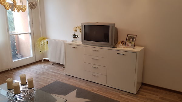 Eladó lakás Dunaújváros, Ságvári városrész 2. kép