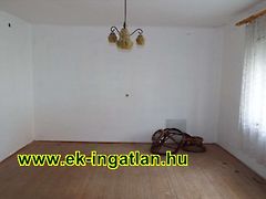 Eladó ház Adony 2. kép