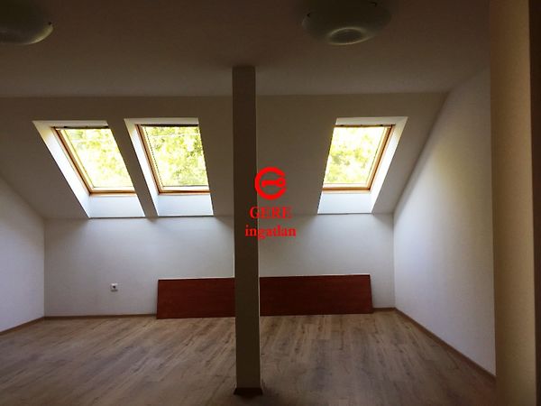 Eladó lakás Vác, Alsóváros 11. kép