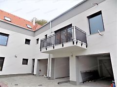 Eladó lakás Kecskemét, Belváros 3. kép