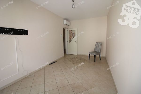Eladó ház Kecskemét 13. kép