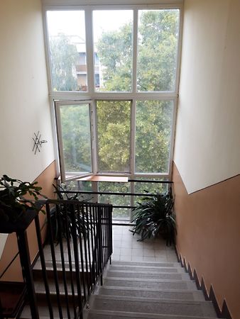 Eladó lakás Lábatlan 2. kép