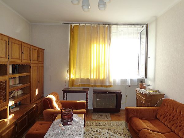 Eladó lakás Debrecen, Belváros 3. kép