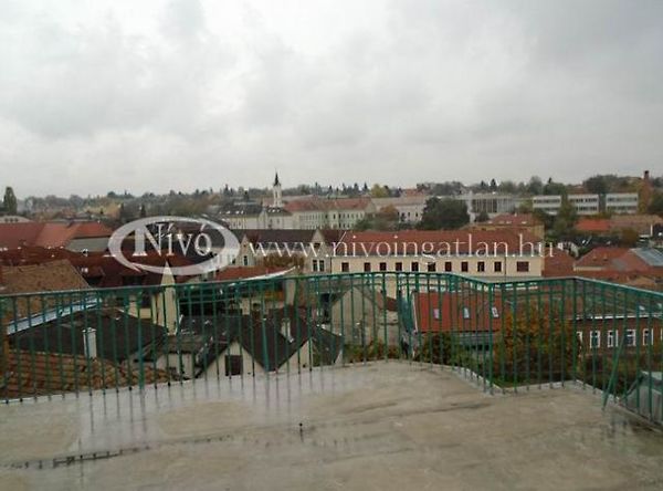 Kiadó lakás Veszprém 1. kép