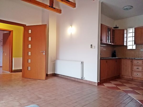Eladó ház Üllő 3. kép
