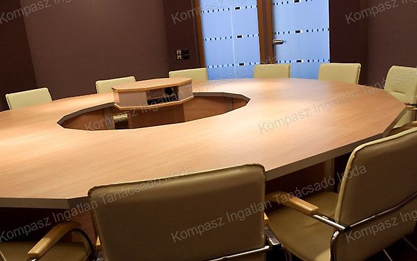 Kiadó üzleti Balatonboglár 14. kép