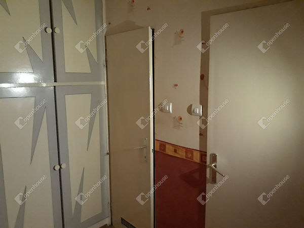 Eladó lakás Dunaújváros 2. kép
