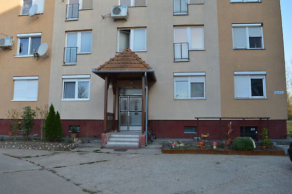 Eladó lakás Dunaföldvár 1. kép
