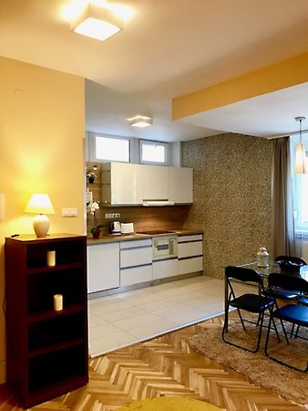 Kiadó lakás Debrecen, Nagyerdő 8. kép