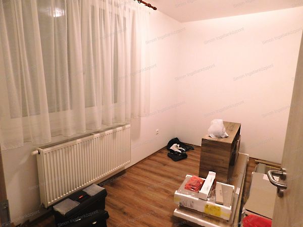 Eladó lakás Kecskemét, Villanegyed 12. kép