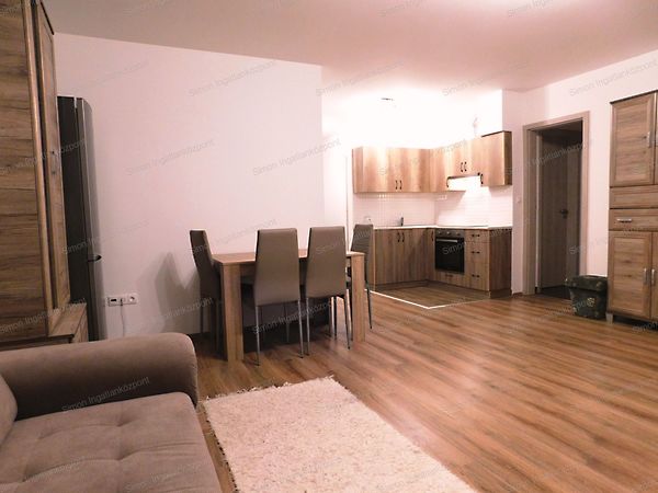 Eladó lakás Kecskemét, Villanegyed 13. kép