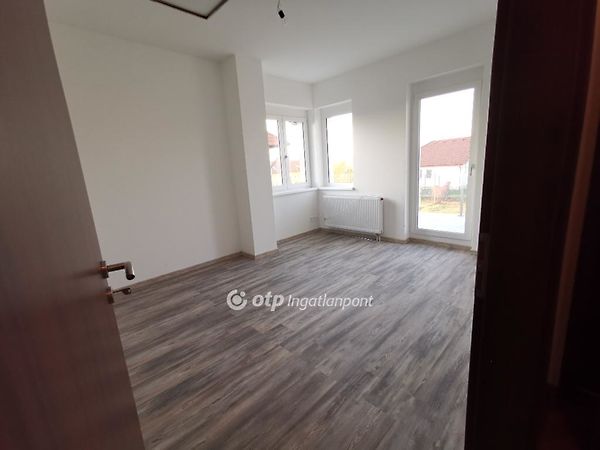 Eladó ház Piliscsaba 13. kép