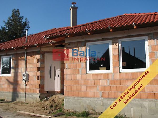Eladó ház Sülysáp 1. kép