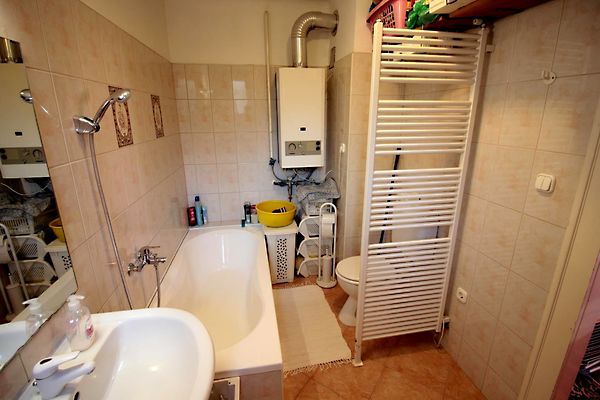 Eladó lakás Miskolc, Belváros 9. kép