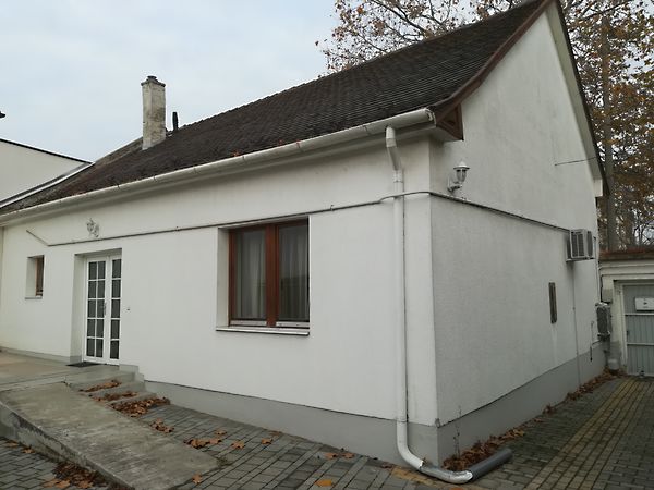 Eladó ház Székesfehérvár, Belváros 2. kép