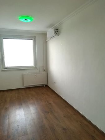 Eladó lakás Debrecen, Újkert 20. kép