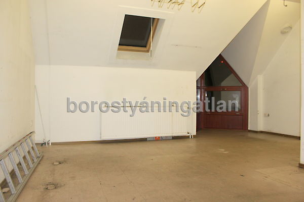 Eladó ház Szombathely, Belváros 25. kép
