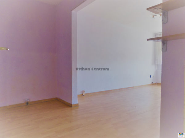 Eladó lakás Győr 3. kép