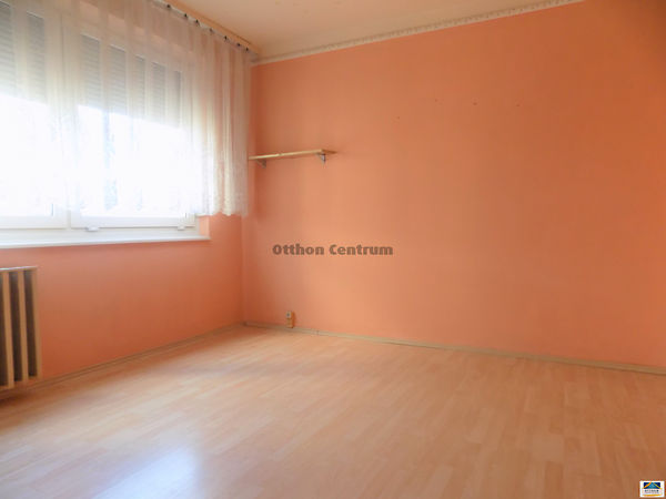 Eladó lakás Győr 4. kép