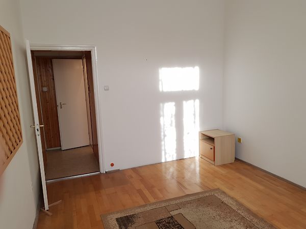 Kiadó lakás Szeged, Belváros 10. kép