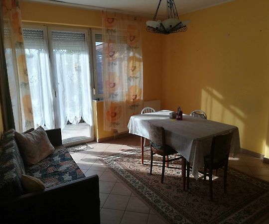 Eladó ház Székesfehérvár, Szárazrét 1. kép