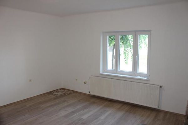 Kiadó lakás Sopron 1. kép