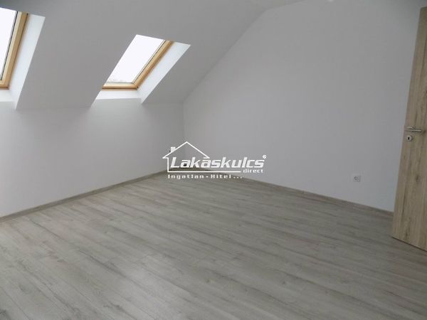 Kiadó lakás Székesfehérvár 18. kép