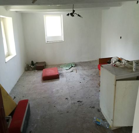 //pic01.ingatlannet.hu/ingatlan/2019/2/11/5222490-2.jpg