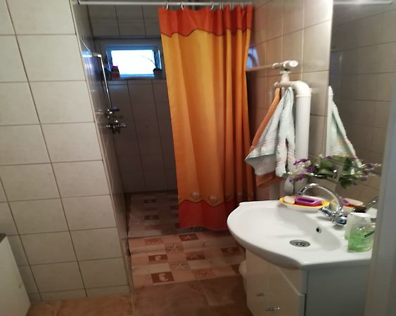 //pic01.ingatlannet.hu/ingatlan/2019/2/11/5222526-1.jpg