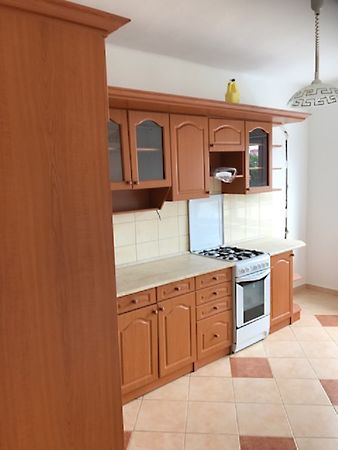 Eladó iroda Székesfehérvár, Öreghegy 3. kép