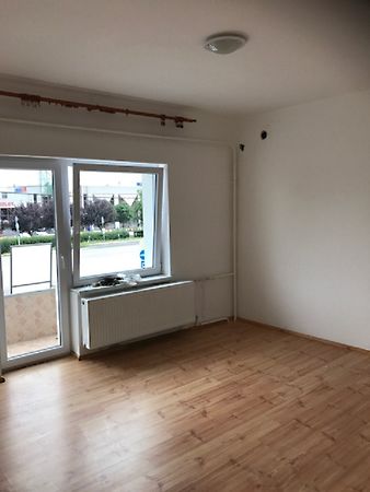 Eladó iroda Székesfehérvár, Öreghegy 6. kép