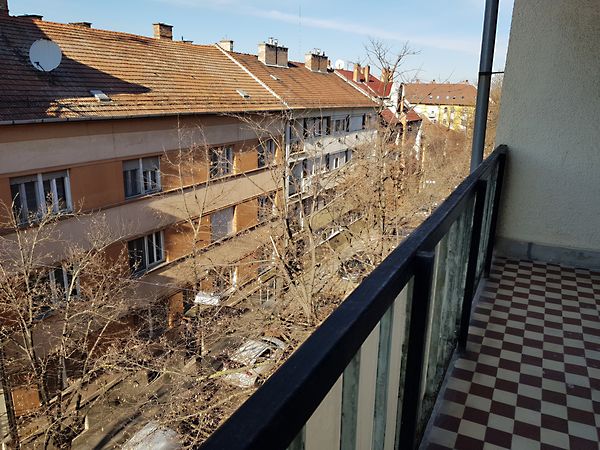 //pic01.ingatlannet.hu/ingatlan/2019/2/13/5224935-11.jpg