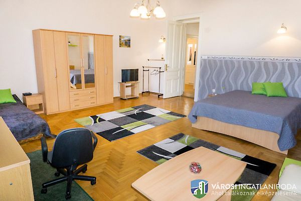 Kiadó lakás Szeged, Belváros 1. kép