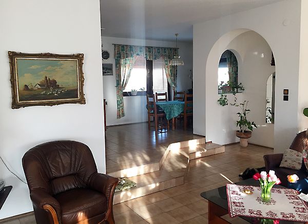 //pic01.ingatlannet.hu/ingatlan/2019/2/23/5221533-12.jpg