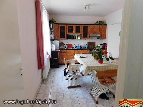 Eladó ház Szeged, Újszeged 3. kép