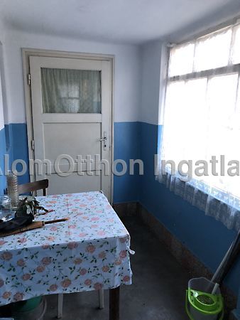 Eladó ház Baracs, Apátszállás 8. kép