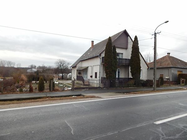 Eladó ház Kaposfő 1. kép