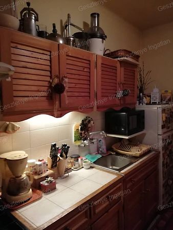 //pic01.ingatlannet.hu/ingatlan/2019/2/9/5220546-12.jpg