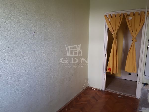 Eladó lakás Szolnok 11. kép
