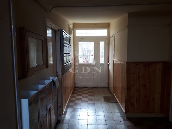 Eladó lakás Szolnok 8. kép