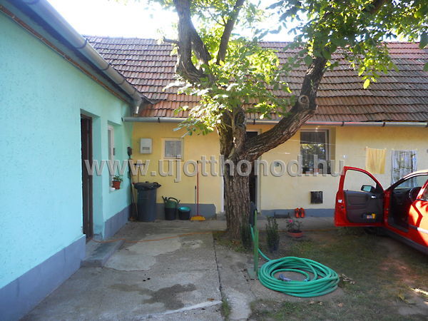 Eladó ház Szeged, Szőreg 1. kép