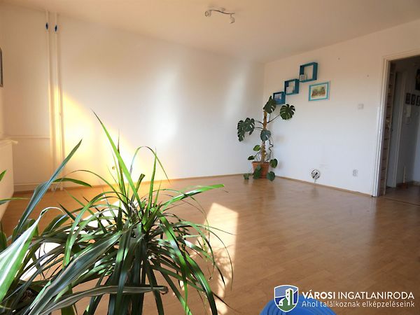 Eladó lakás Szeged, Móraváros 1. kép