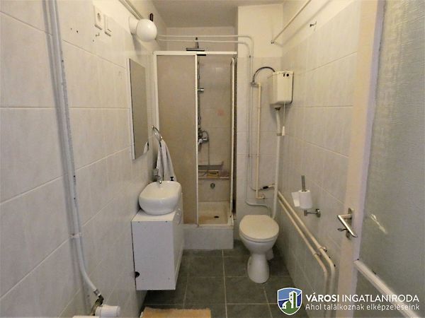 Eladó lakás Szeged, Móraváros 11. kép